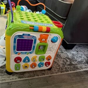 VTech ultimate Alphabet Activity Cube
